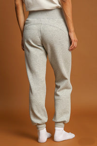 Umgee Luxe Knit Solid Color Joggers in Heather Grey