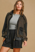 Load image into Gallery viewer, Umgee Luxe Knit and Linen Blend Jacket in Black
