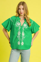 Load image into Gallery viewer, Umgee Solid Color Top with Contrasting Color Floral Embroidery in Kelly Green
