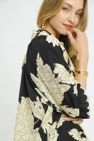 Umgee Bold Peony Floral Print Top in Black