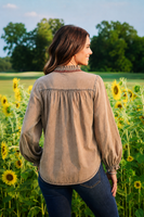 Easel Washed Twill Top in Camel