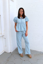 Load image into Gallery viewer, Things Between Contrasting Colors Striped Pants in Blue
