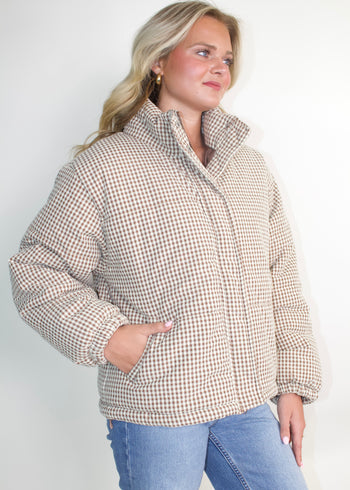 Le Lis Gingham Puffer Jacket in Brown-Cream Gingham
