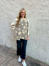 Load image into Gallery viewer, Easel Terry Knit Flower Print Top in Ash
