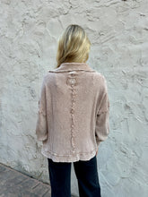 Load image into Gallery viewer, Easel Mineral Washed Ribbed Pullover Top in Mocha
