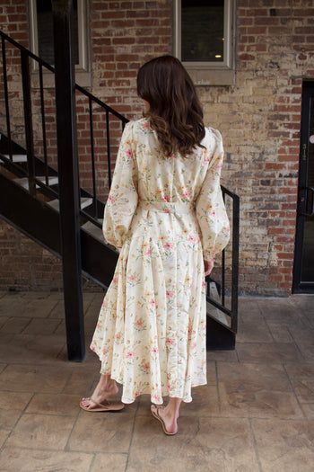 J.nna Floral Print Long Sleeve Maxi Dress in Floral Garden