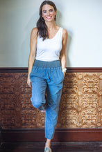 Load image into Gallery viewer, FATE Smocked Waistband Barrell Pants in Denim
