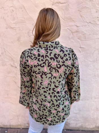 Jodifl Long Sleeve Leopard Print Top in Olive