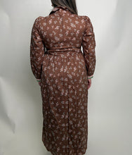 Load image into Gallery viewer, Jodifl Floral Print Midi Dress in Mocha
