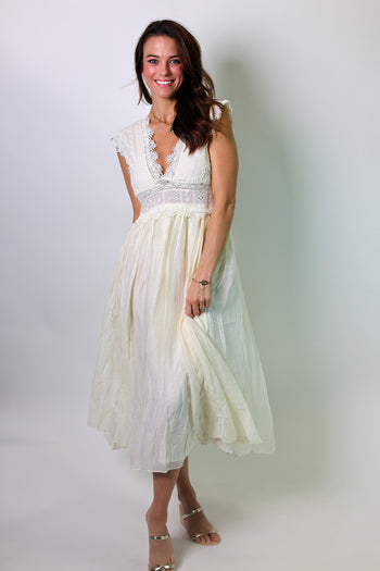 EN CREME Lace Detail Maxi Dress in Cream