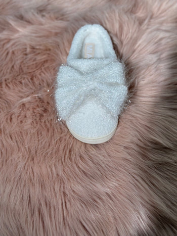 MIA 1976 "COZI" White 3D Bow Slippers