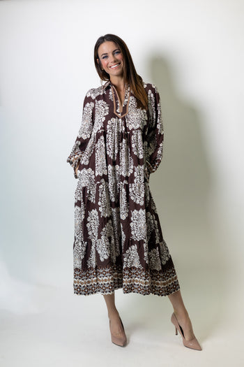 Umgee Paisley Print Tiered Midi Dress in Chocolate