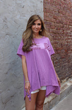 Load image into Gallery viewer, Easel Solid Color Top with Contrasting Print Details in Lilac
