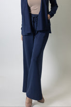 Load image into Gallery viewer, Skies are Blue Brushed Modal Elastic Waist Pants in True Navy
