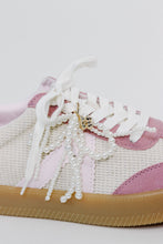 Load image into Gallery viewer, MIA 1976 "AXEL" Sneakers in Off White
