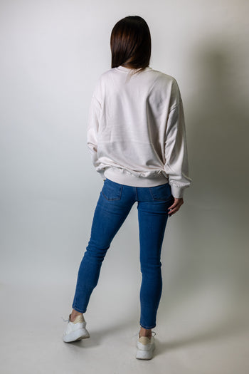 Tres Bien Holiday Baking Club Graphic Sweatshirt in Ivory