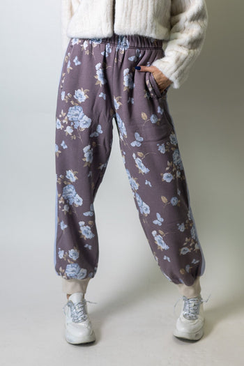 Easel Floral Printed Washed Joggers in Mocha