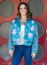 Load image into Gallery viewer, Mystree Mixed Floral Print Puffer Jacket in Emerald
