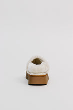 Load image into Gallery viewer, MIA 1976 &quot;ICIER&quot; Platform Mule in Cognac
