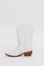 Load image into Gallery viewer, MIA 1976 "LUCILLA" Cowboy Boots in White
