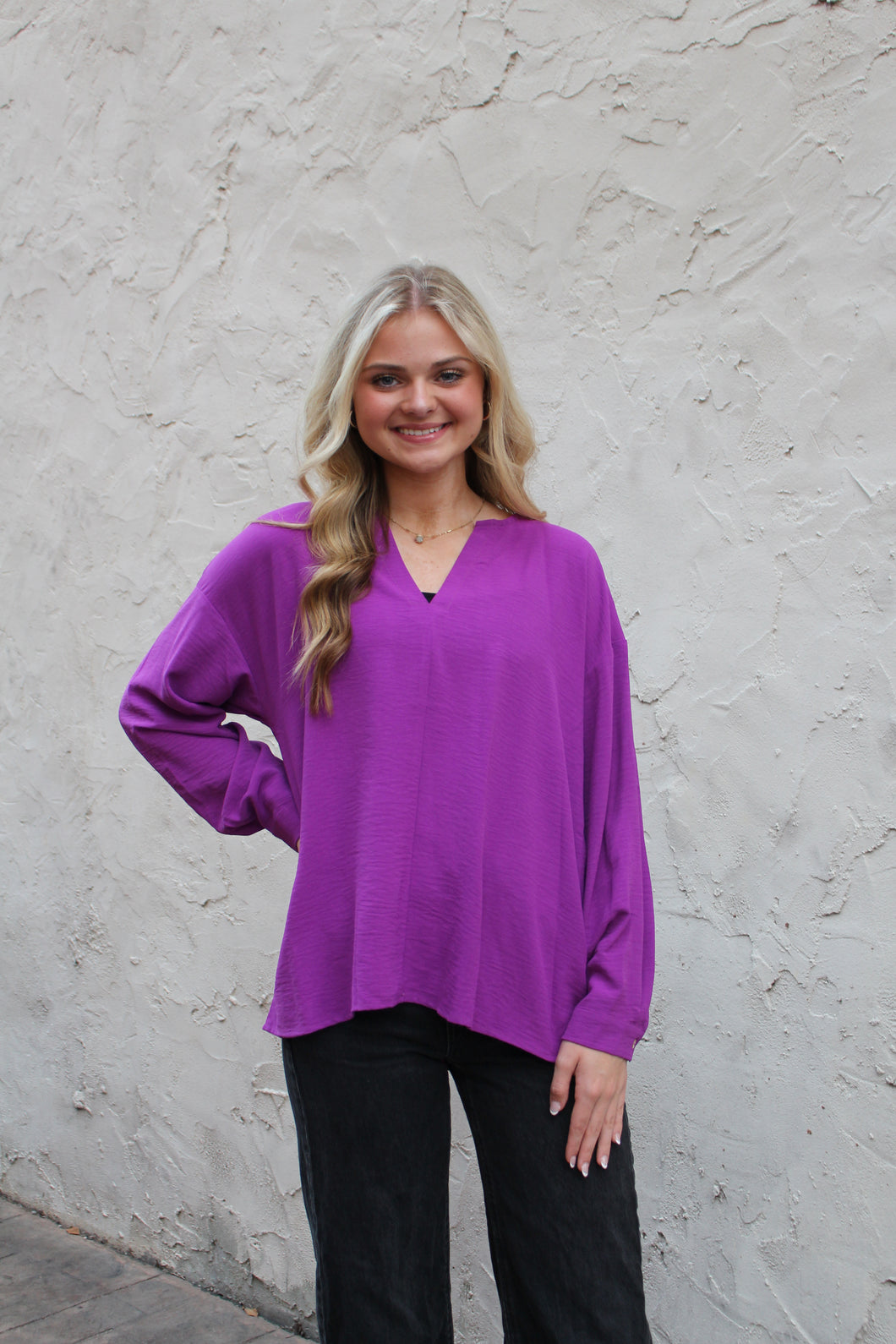 Jodifl V Neckline Solid Color Top in Purple