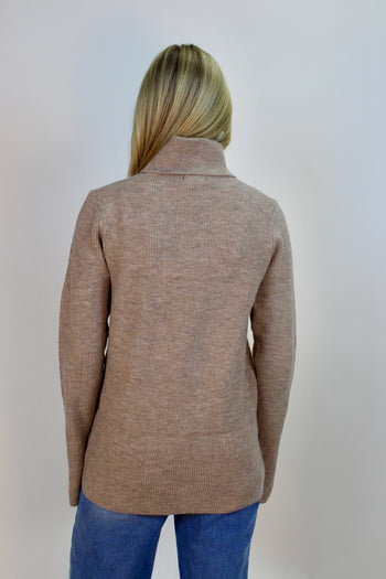 Easel Solid Color Textured Knit Sweater in Oatmeal
