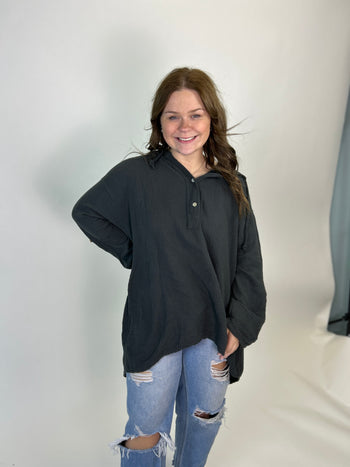 Beyond Capri Hooded Gauze Tunic Top in Charcoal