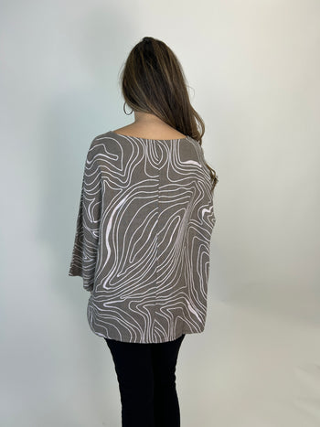 Beyond Capri Linen Wave Top in Taupe