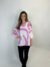 Load image into Gallery viewer, Yolly Two-Toned Abstract Print Top in White/Pink
