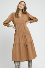 Load image into Gallery viewer, Umgee Solid Color Textured Midi Dress in Mocha
