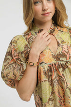 Load image into Gallery viewer, Umgee Floral Print Peasant Top in Brown Mix
