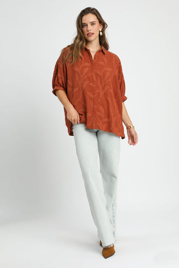 Umgee Solid Color Jacquard Textured Leaf Pattern Top in Rust