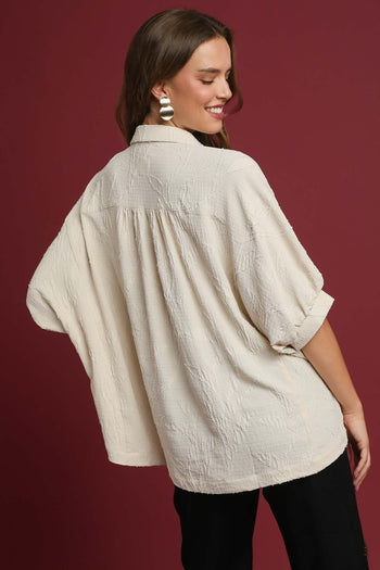 Umgee Solid Color Jacquard Textured Leaf Pattern Top in Champagne