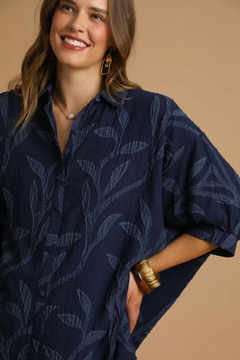 Umgee Solid Color Jacquard Textured Leaf Pattern Top in Navy
