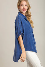 Load image into Gallery viewer, Umgee Cotton Gauze Button Down Collared Top in Blue
