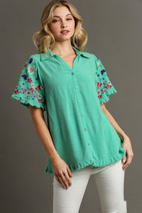 Umgee Linen Blend Top with Embroidered Sleeves in Emerald