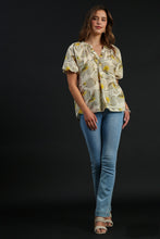 Load image into Gallery viewer, Umgee Floral Print Boxy Cut Top in Taupe Mix Shirts &amp; Tops Umgee   
