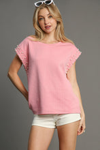 Load image into Gallery viewer, Umgee Boxy Cut Textured Top with Pearl Details in Pink
