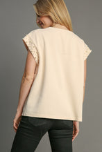 Load image into Gallery viewer, Umgee Boxy Cut Textured Top with Pearl Details in Cream
