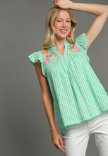 Load image into Gallery viewer, Umgee Checkered Seersucker Top with Embroidery Details in Green
