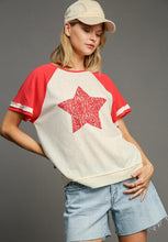 Load image into Gallery viewer, Umgee Color Block Top with Star Patch in Coral Fuchsia
