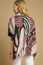 Load image into Gallery viewer, Umgee Abstract Print Top in Mauve Mix
