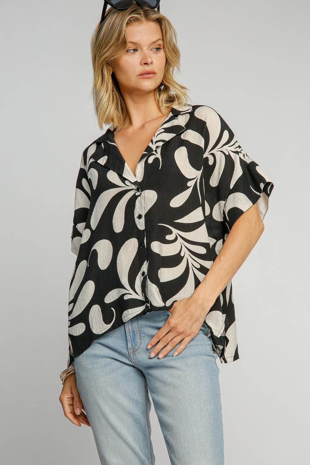 Umgee Oversized Two Tone Button Down Top in Black