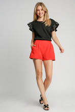 Load image into Gallery viewer, Umgee Boxy Cut Top with Pearl Details in Black
