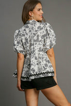 Load image into Gallery viewer, Umgee Floral Print Baby Doll Top in Black
