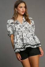 Load image into Gallery viewer, Umgee Floral Print Baby Doll Top in Black
