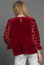 Load image into Gallery viewer, Umgee Solid Color Velvet Top with Lace Polka Dot Sleeves in Wine
