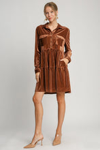 Load image into Gallery viewer, Umgee Textured Striped Velvet Dress in Copper
