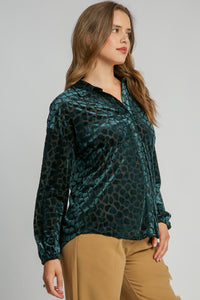 Umgee Burnout Animal Pattern Velvet Top in Hunter Green