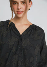 Load image into Gallery viewer, Umgee Solid Color Floral Burnout Top in Black
